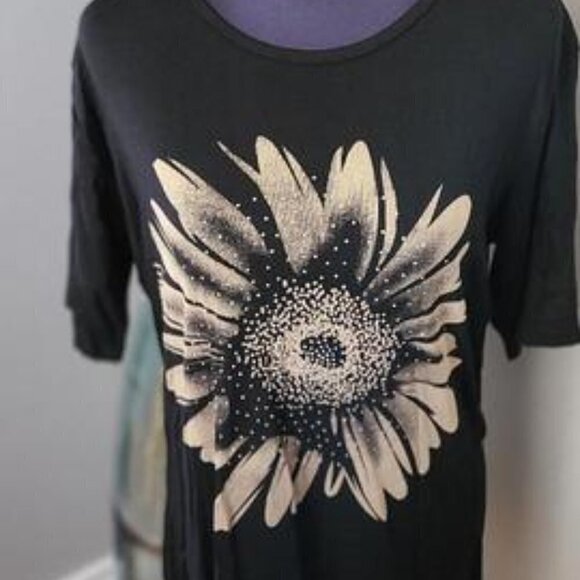 TRÏBE Sunflower Print Black 3/4 Sleeve Cotton Tee With Rhinestone Detail Size OS - Picture 3 of 3